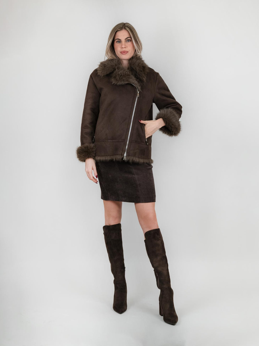 ECOMONTONE TESTA MORO CON PELLICCIA ECOLOGICA B520SILK 13 ANDREA MORANDO 
