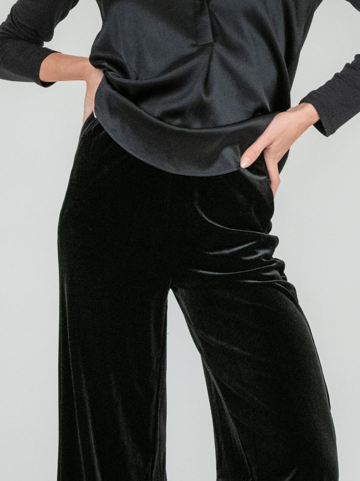 PANTALONE CON ELASTICO IN VELLUTO nero LISCIO 245C1021 029 ANDREA MORANDO 