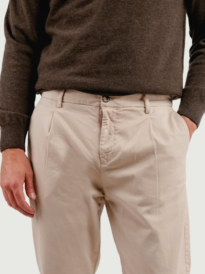 PANTALONE CON PENCES IN COTONE BEIGE BU26W33PAPA 112 ANDREA MORANDO 