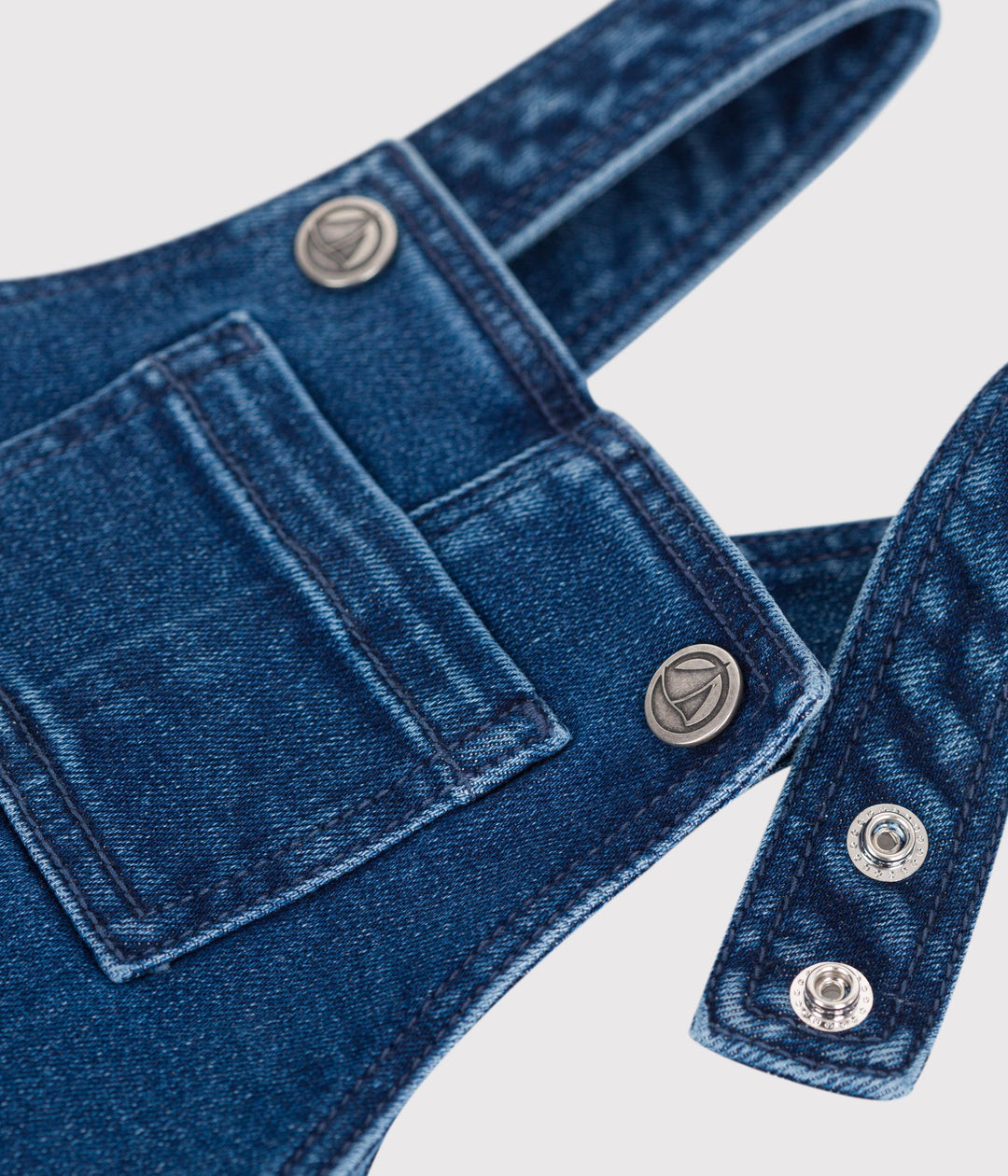 Salopette lunga in denim ed elastan bebé A0EDM 01 PETIT BATEAU 