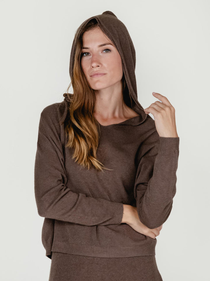 MAGLIA CON CAPPUCCIO TABACCO 022004 0930 BIMOR 