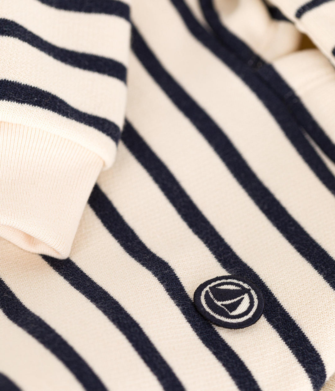 Felpa marinière con cappuccio in tessuto felpato A0BA1 01 PETIT BATEAU 