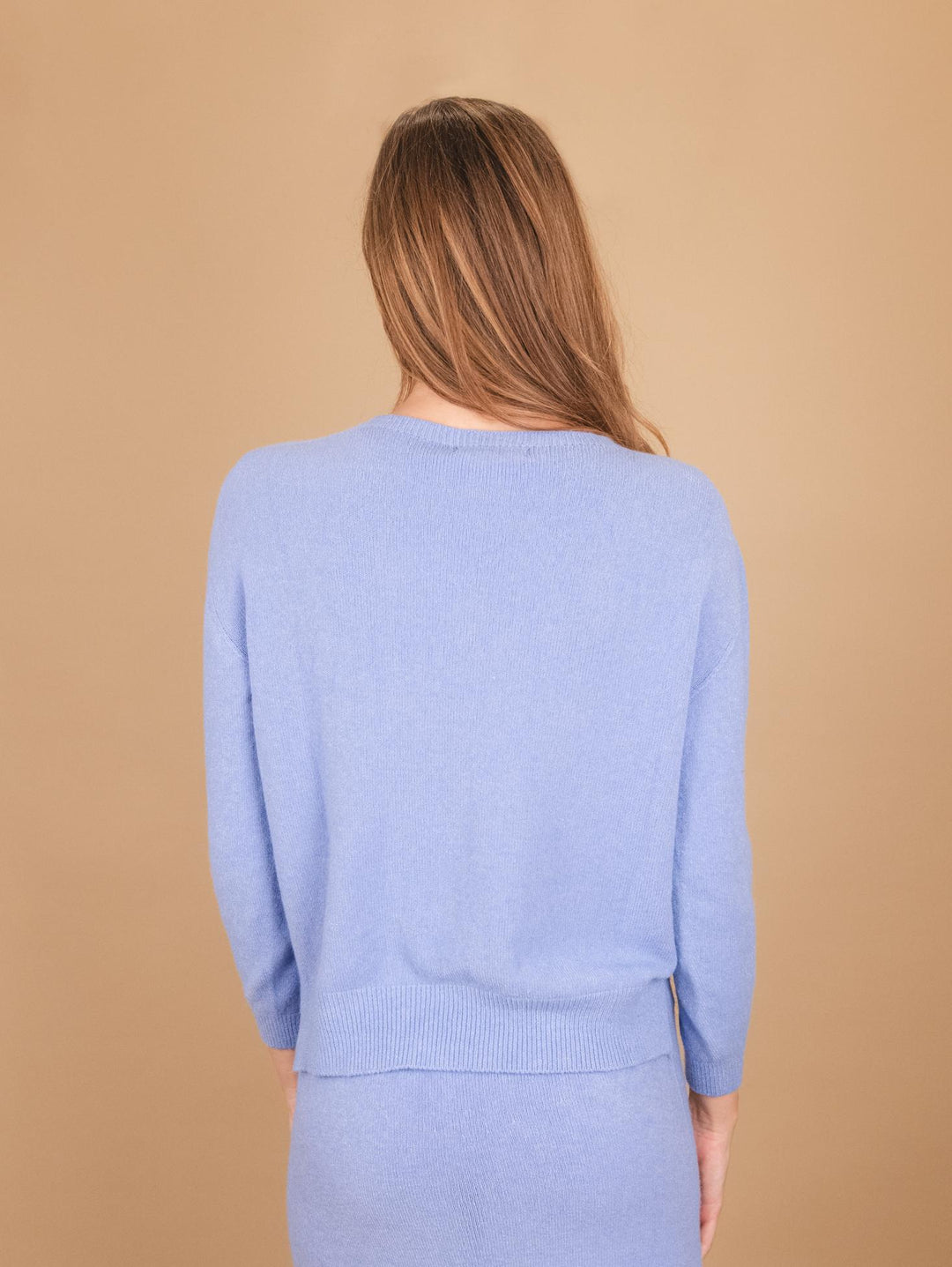 GIROCOLLO IN MAGLIA  CON MICRO SPACCHI LATERALI AZZURRO 0670/15 8013 BIMOR 