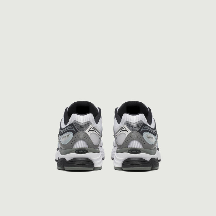 PROGRID OMNI 9 WHITE GREY SILVER 70844 2 SAUCONY 