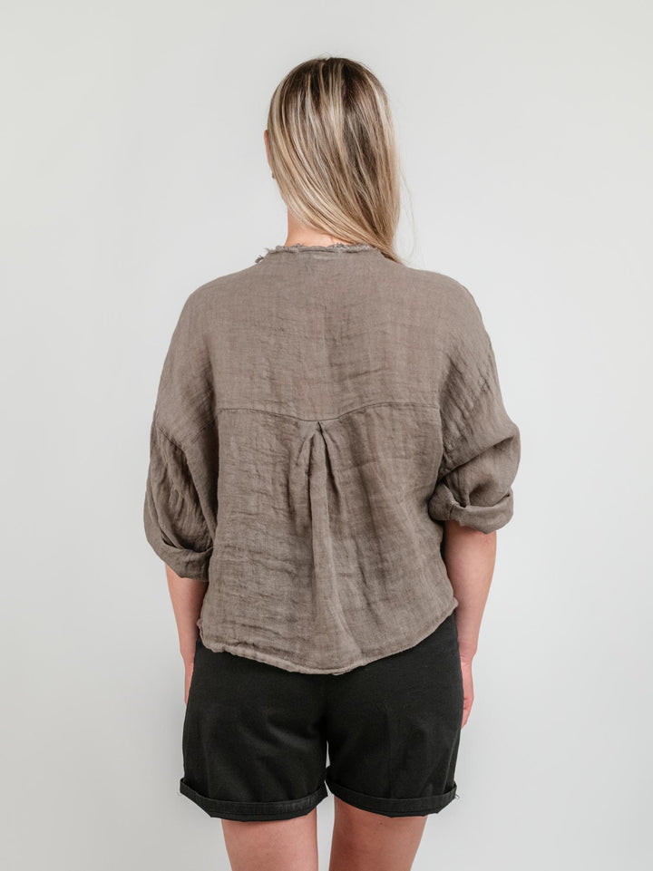 BLUSA OVERSIZE IN LINO CON COLLO SFRANGIATO TORTORA 03235 TORTORA ANDREA MORANDO 