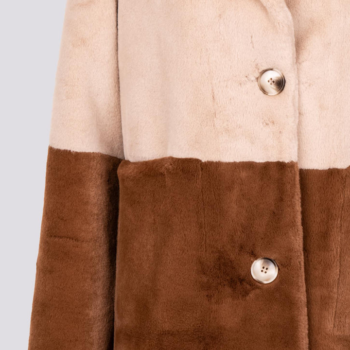 CAPPOTTO  IN ECO-MONTONE E ECO-PELLICCIA REVERSIBILE BICOLORE B500CAMO 043 ANDREA MORANDO 