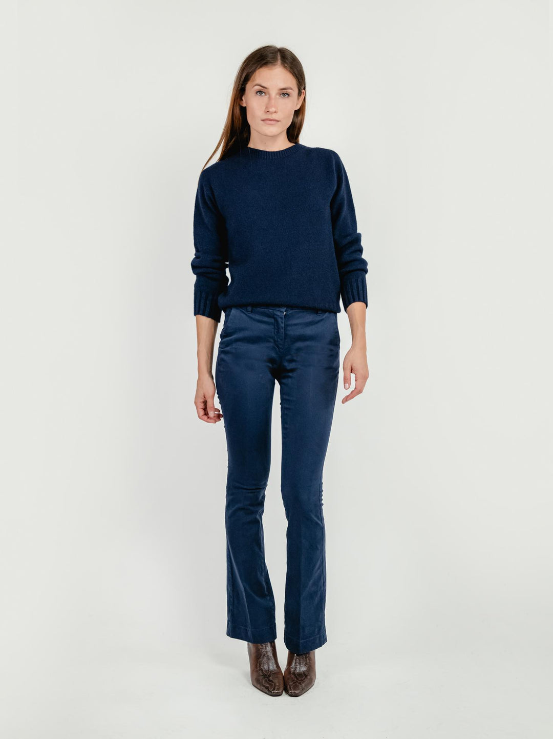 PANTALONE A ZAMPA IN COTONE BLU 87482JA BLU ANDREA MORANDO 