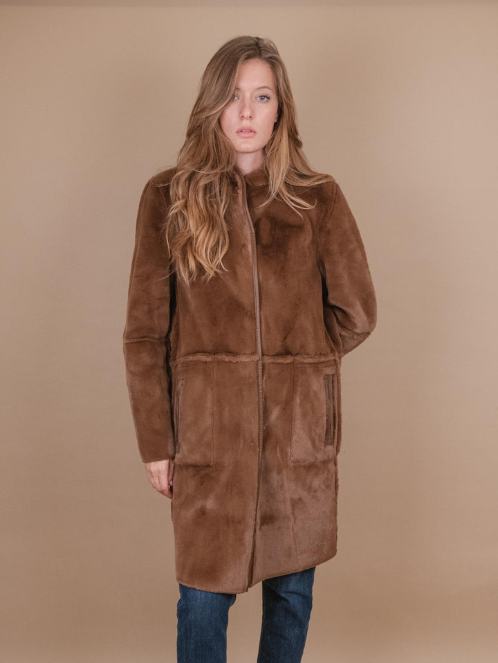 ECO-MONTONE REVERSIBILE  E ECO-PELLICCIA MARRONE B357CAMO 011 ANDREA MORANDO 