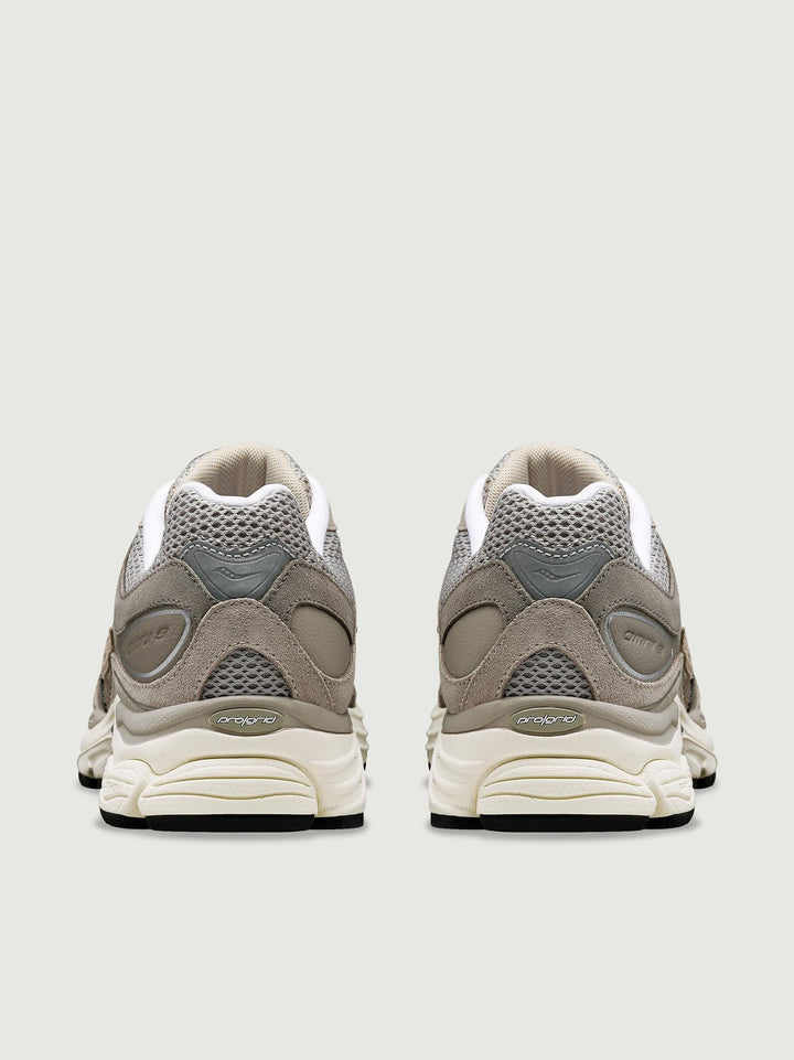 SAUCONY PROGRID OMNI 9 PREMIUM GRIGIO