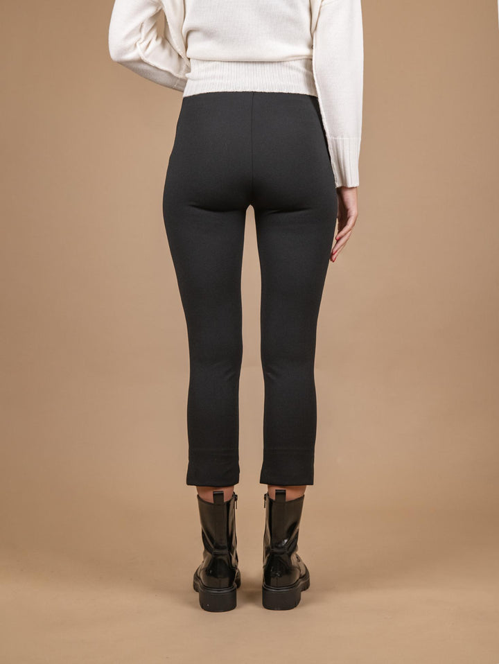 Pantalone a sigaretta asimmetrico in tessuto nero<BR/> CAVIALE NERO ANDREA MORANDO 