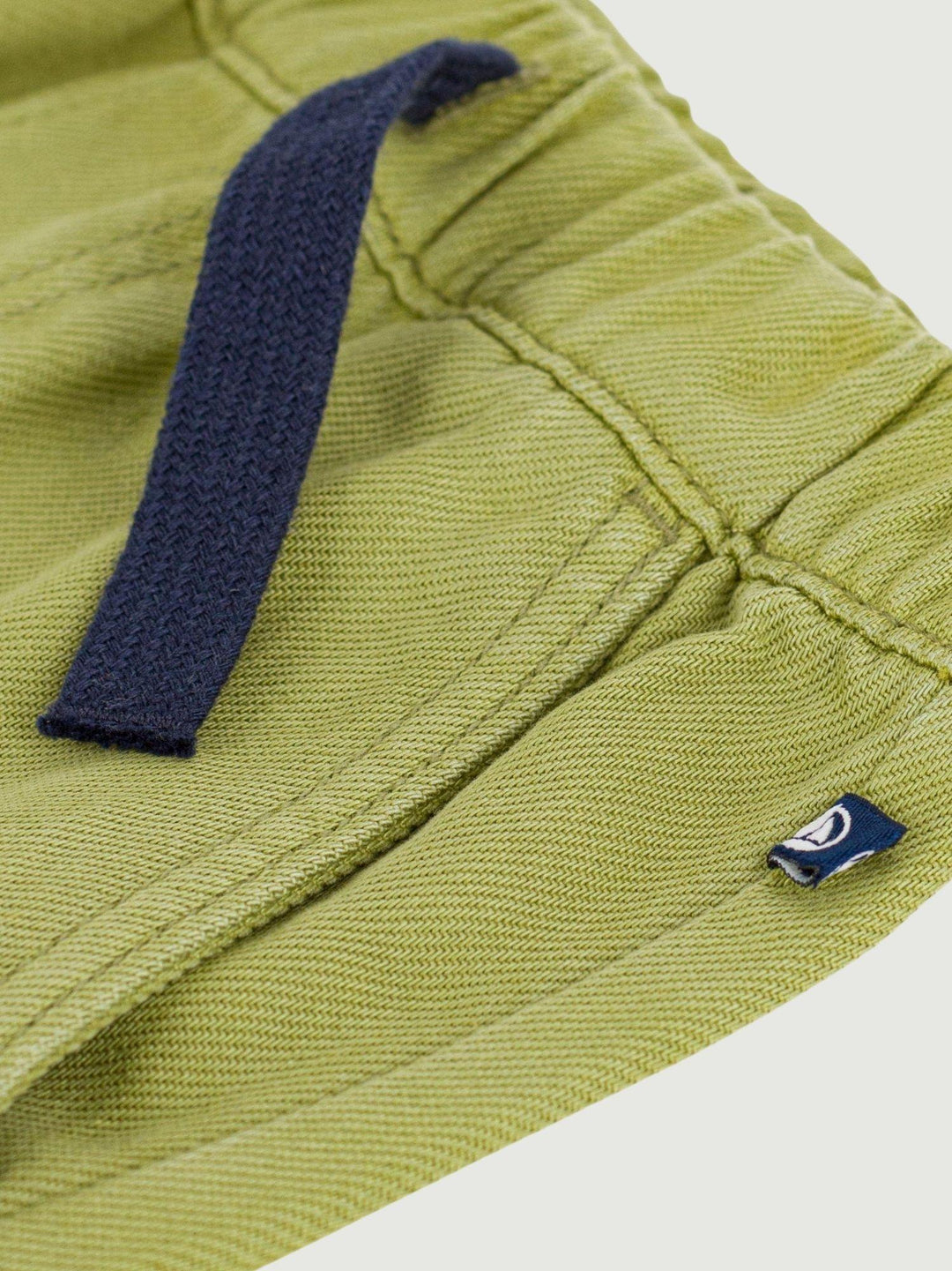 Pantaloni con elastico in cotone verdi A0FJU 01 PETIT BATEAU 