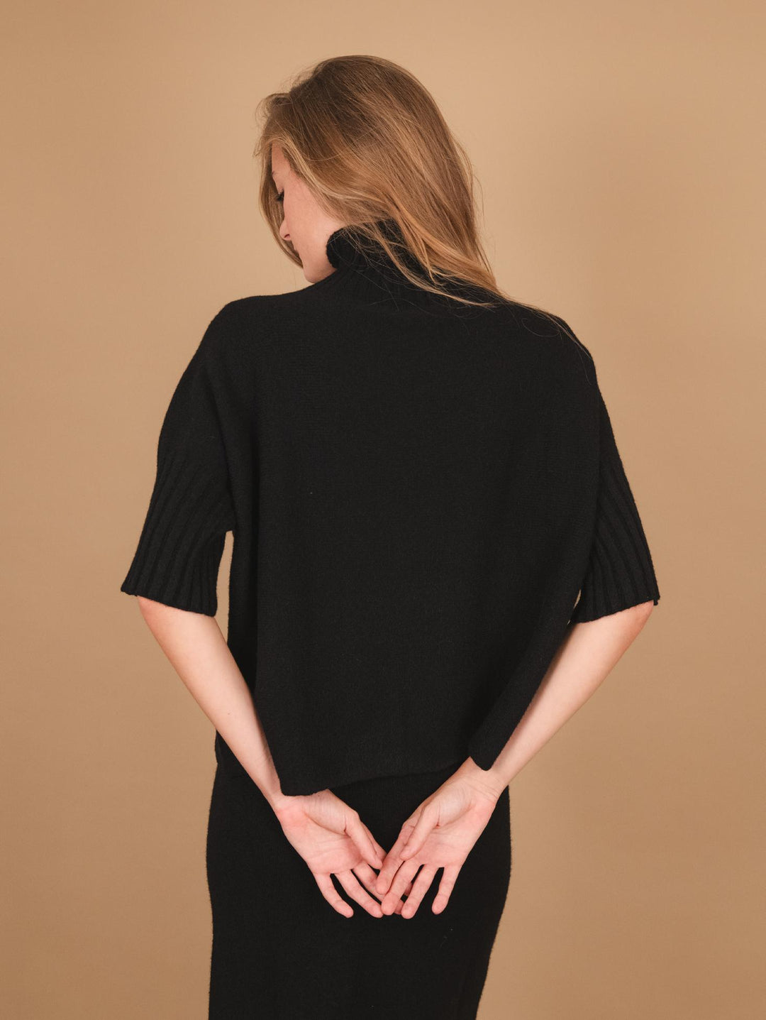 LUPETTO IN MAGLIA OVER CON MAINICA TRE QUARTI NERO 0370/164 0010 BIMOR 