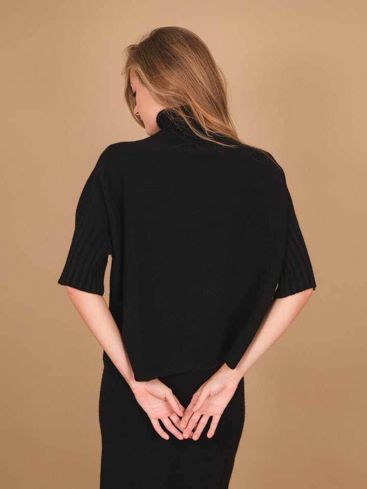 LUPETTO IN MAGLIA OVER CON MAINICA TRE QUARTI NERO 0370/164 0010 BIMOR 