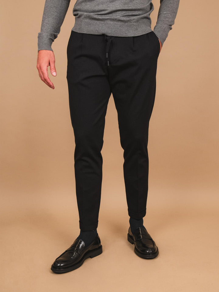 PANTALONE CON COULISSE ELASTICIZZATO NERO OF1CT00P001 101 ANDREA MORANDO 