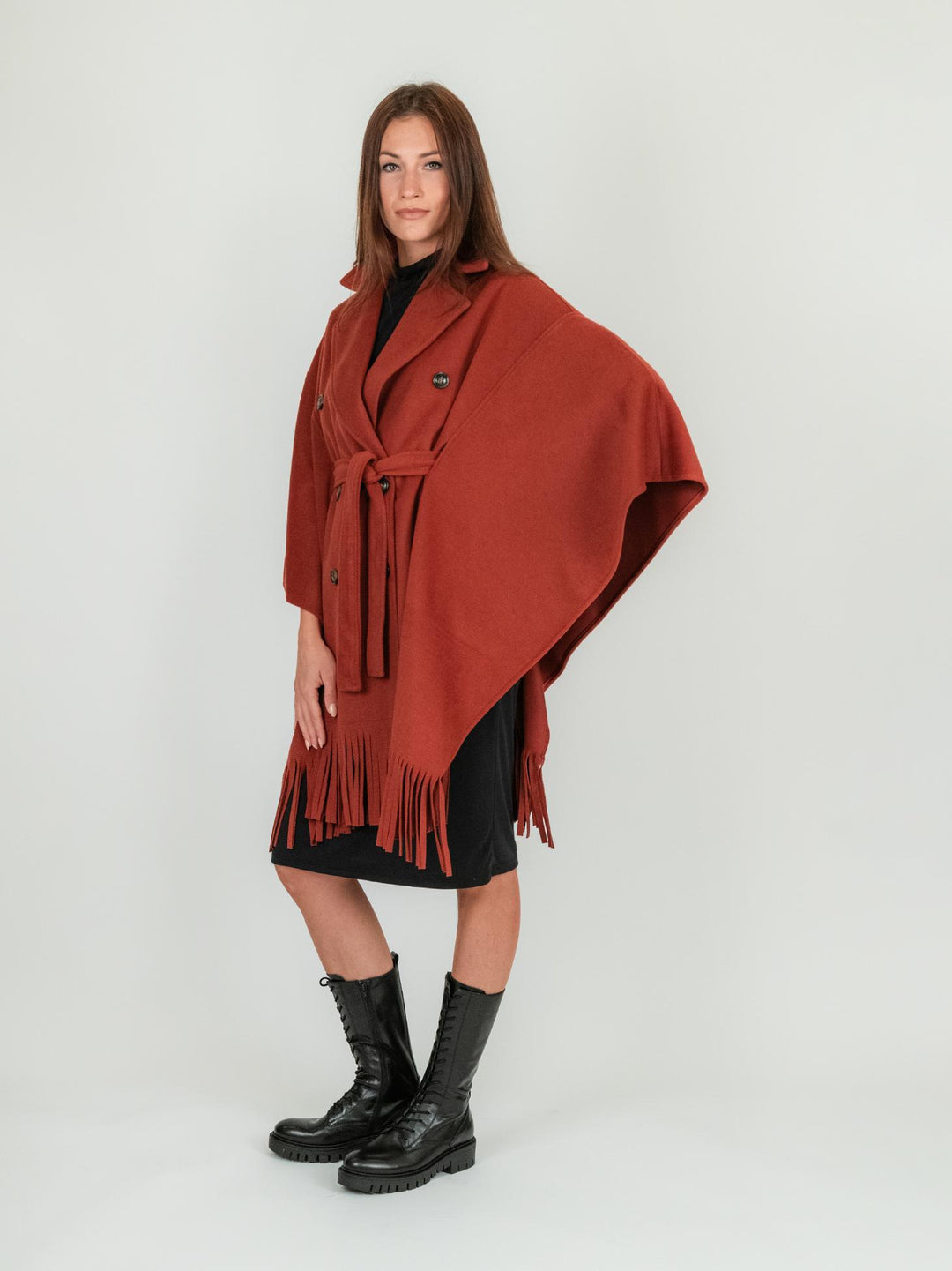 Cappotto mantella con frange mattone 9737CDH 56 ANDREA MORANDO 