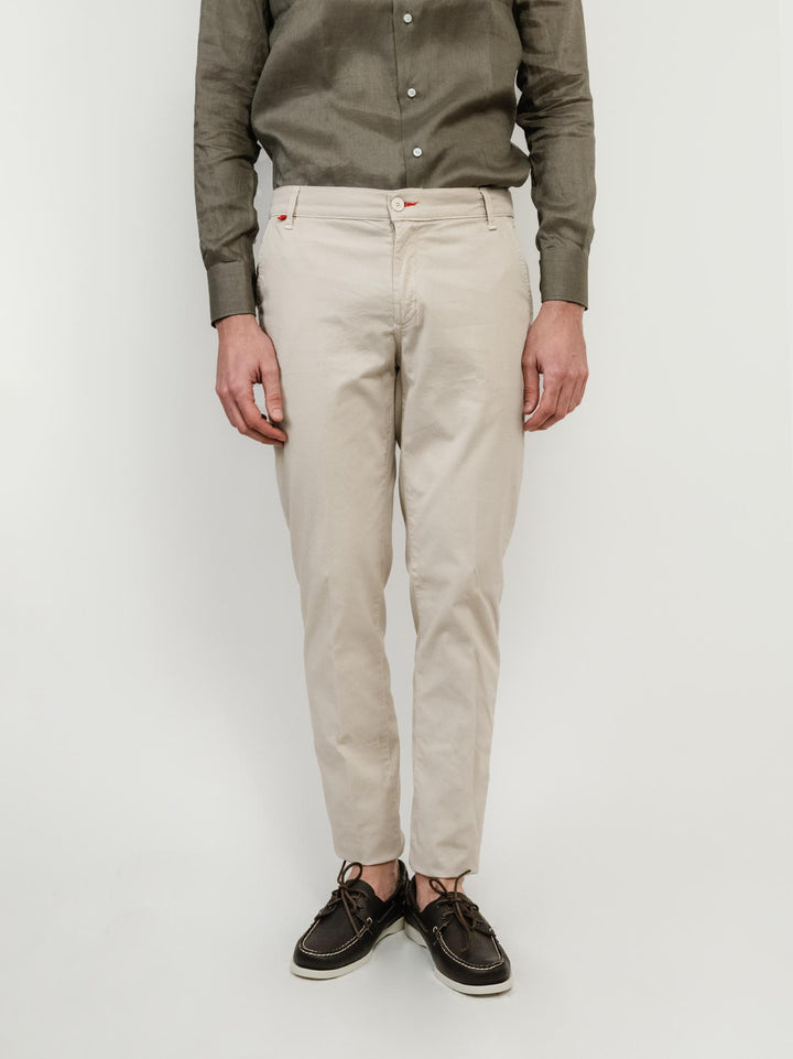 Pantalone chinos con trama nido d'ape burro
