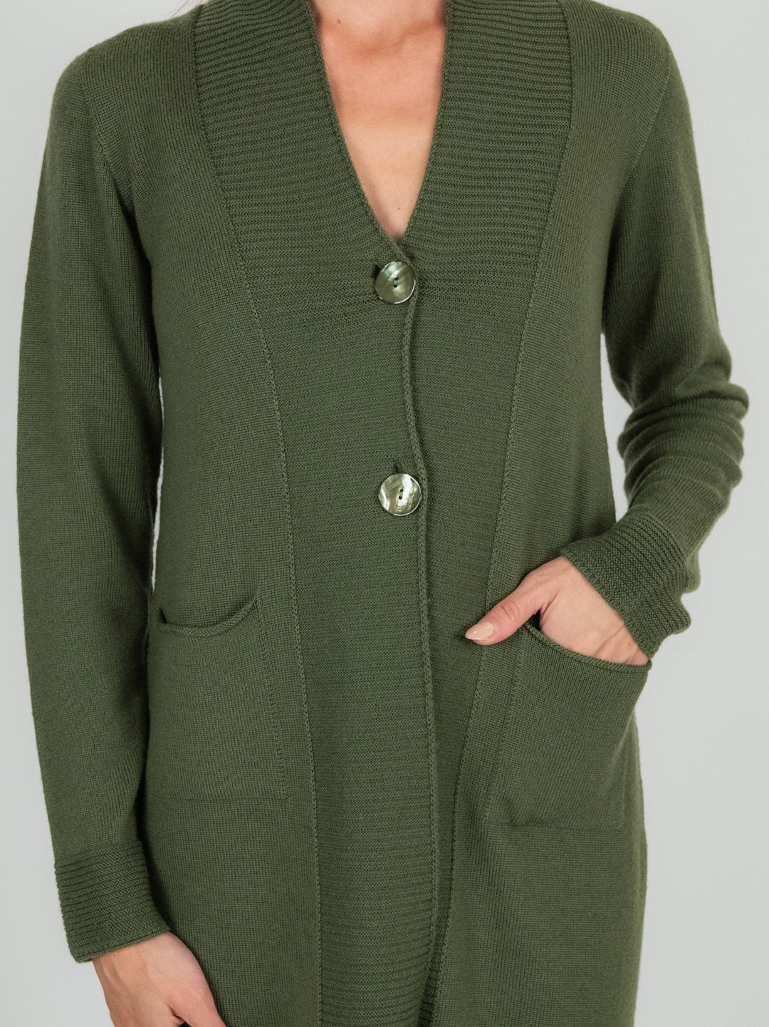 CARDIGAN VERDE IN LANA VERGINE 245C8100 346 ANDREA MORANDO 