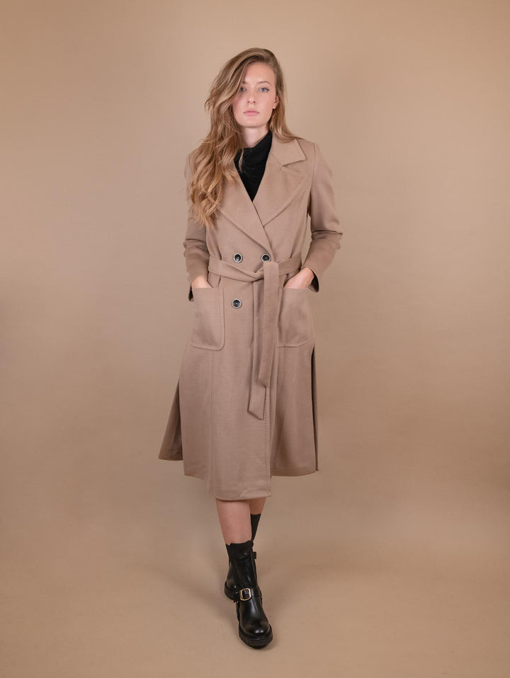 CAPPOTTO DOPPIOPETTO CON SPACCO LATERALE CAMMELLO 9685CDH CAMMELLO ANDREA MORANDO 