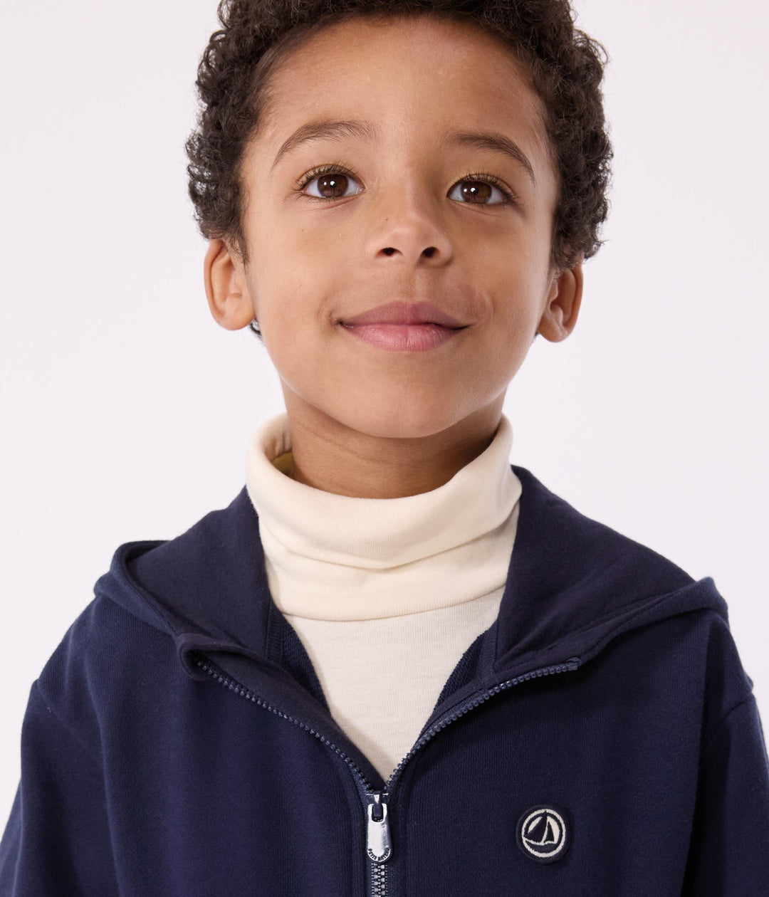 Felpa con cappuccio e cerniera in cotone tinta unita bambino A0CZC 03 PETIT BATEAU 