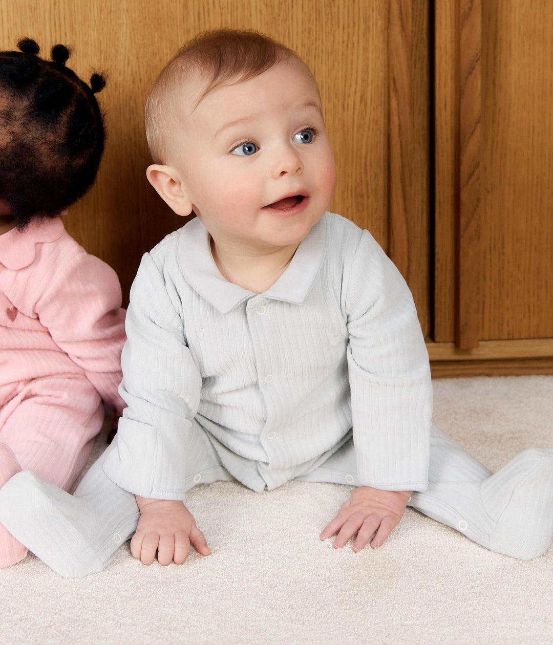 Pigiama con colletto in ciniglia tinta unita neonato A0DUL 01 PETIT BATEAU 