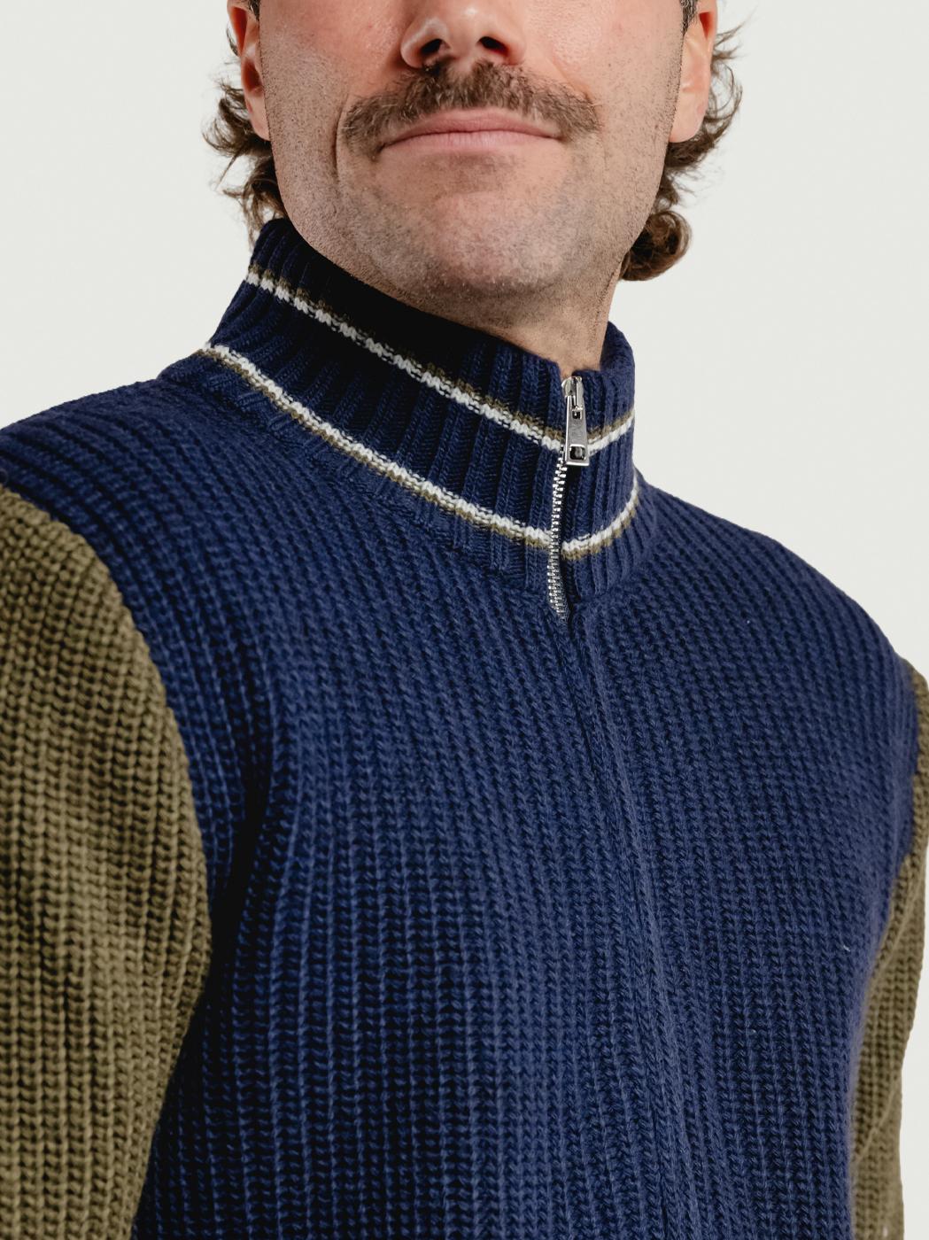 MAGLIONE A COLLO ALTO CON ZIP BLU ELIANO BLU ANDREA MORANDO 