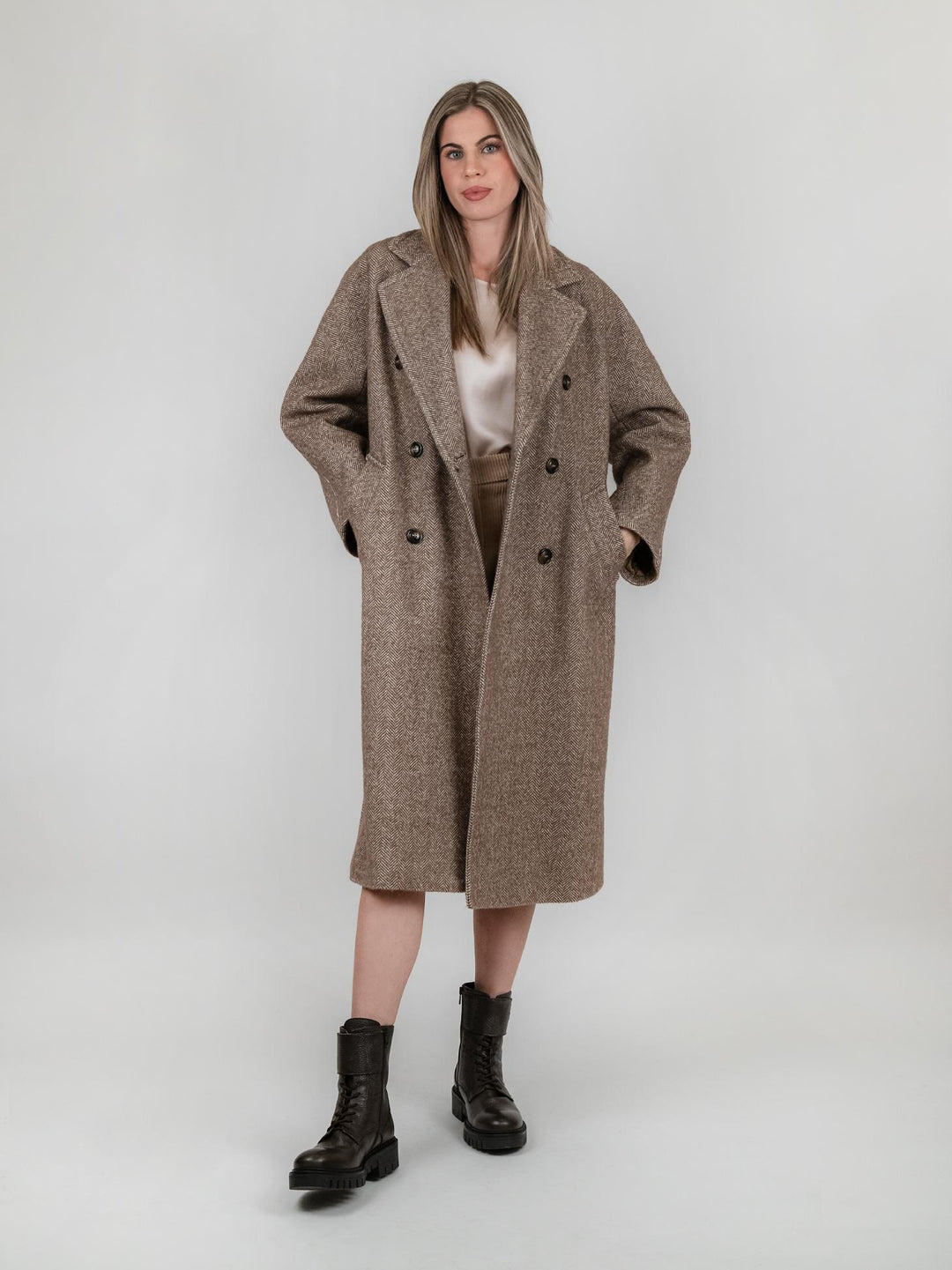 Cappotto doppiopetto marrone spigato