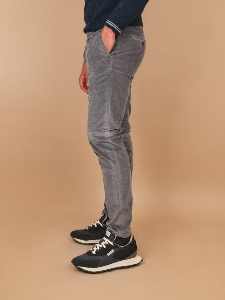 PANTALONE IN VELLUTO PIOMBO CON TASCA A FILO T502/THI 935 NOLAB 