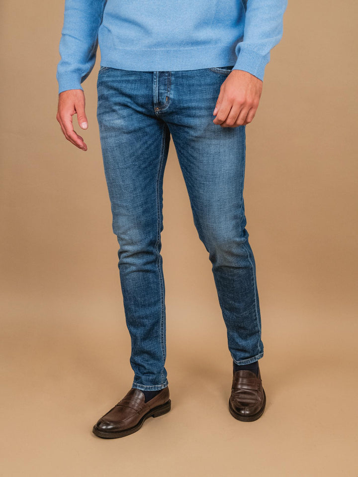 JEANS 5 TASCHE IN DENIM SCURO REGULAR SLIM FIT BARNEY REGULAR B2 UNIFORM 