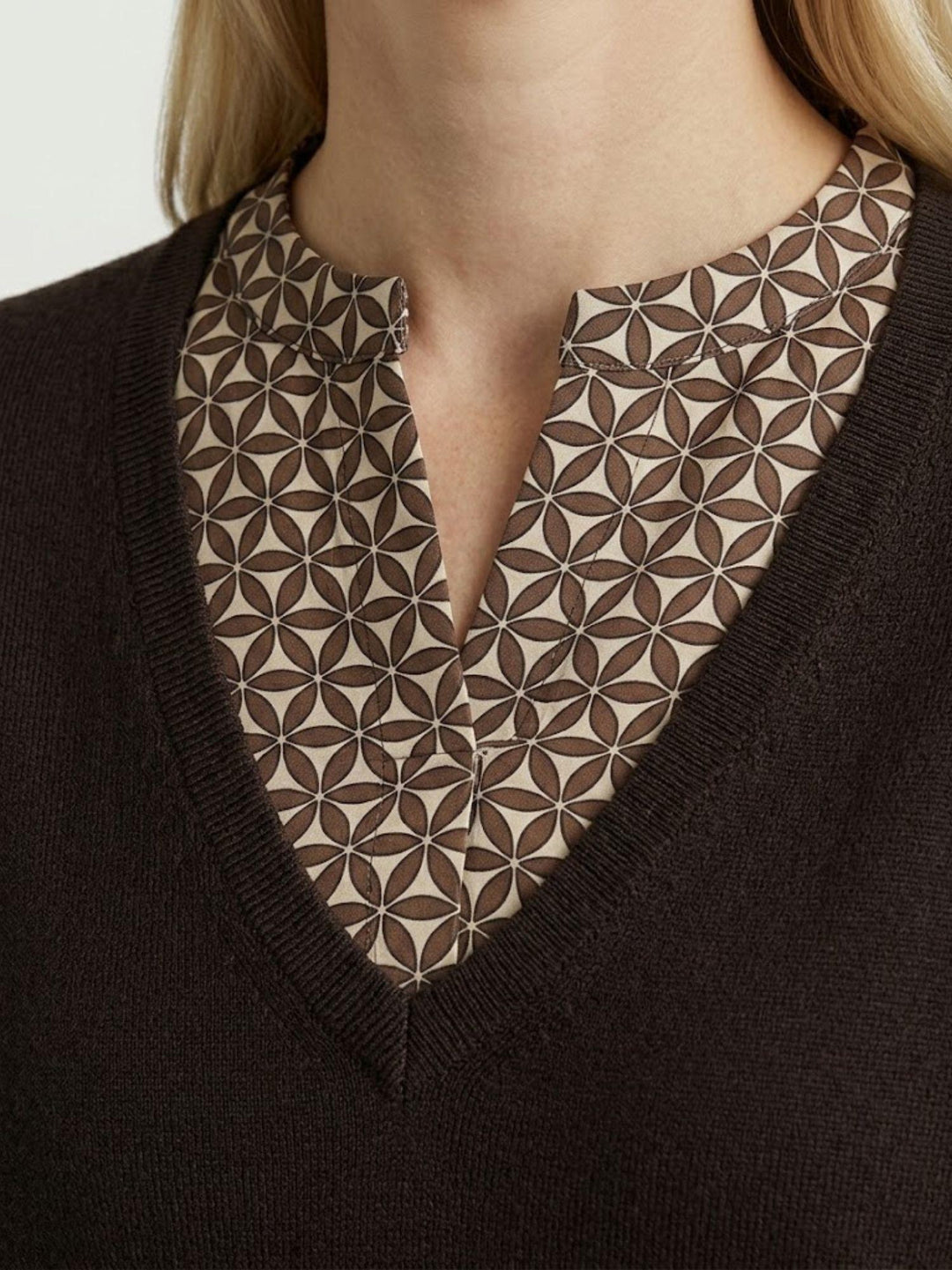 Maglia camicia moro con stampa geometrica 262311557 MORO ANDREA MORANDO 