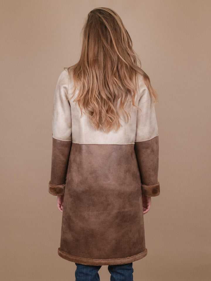 CAPPOTTO  IN ECO-MONTONE E ECO-PELLICCIA REVERSIBILE BICOLORE B500CAMO 043 ANDREA MORANDO 