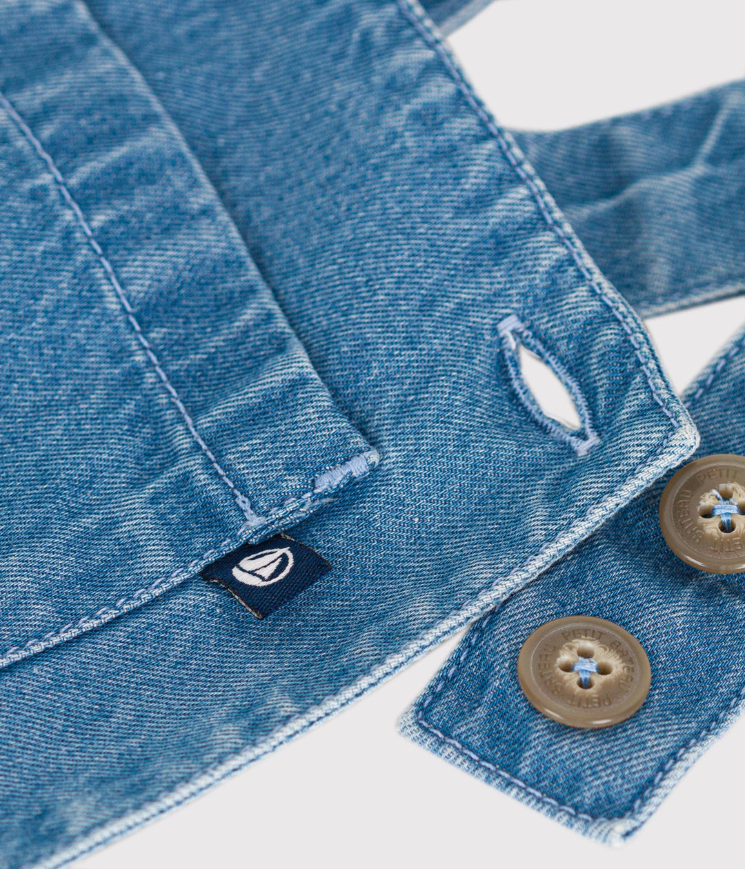SALOPETTE CORTA BEBÈ IN DENIM LEGGERO A09JP 01 PETIT BATEAU 