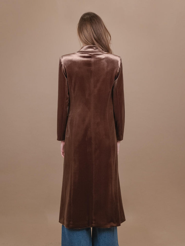 CAPPOTTO DOPPIOPETTO  CON SPACCO LATERALE IN VELLUTO NOCE 2134/2894 75 ANDREA MORANDO 