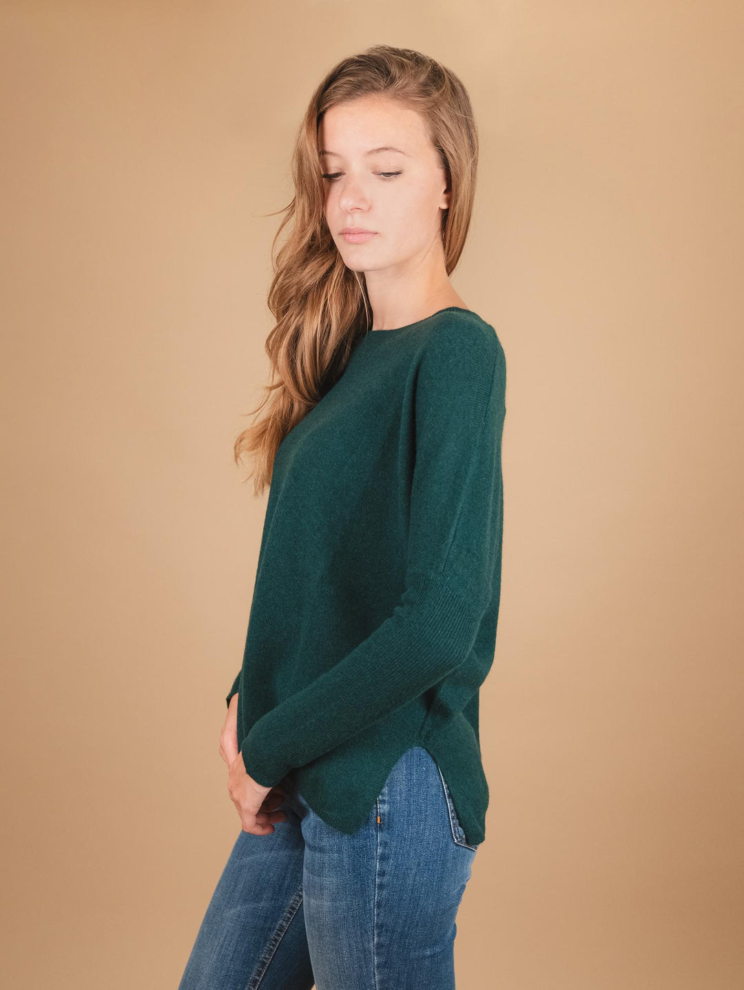 MAGLIA OVER IN CASHMERE ECO-FRIENDLY VERDE BOTTIGLIA ASTRID BOUTEILLE ABSOLUT CASHMERE 