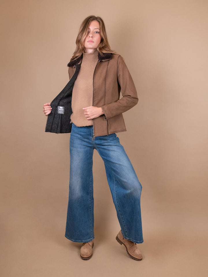 GIUBBOTTO IN CAMOSCIO CON ZIP E COLLO IN MONTONE TABACCO BET8 87 JACK LEATHER 