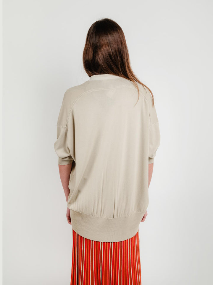 cardigan con bottoni beige