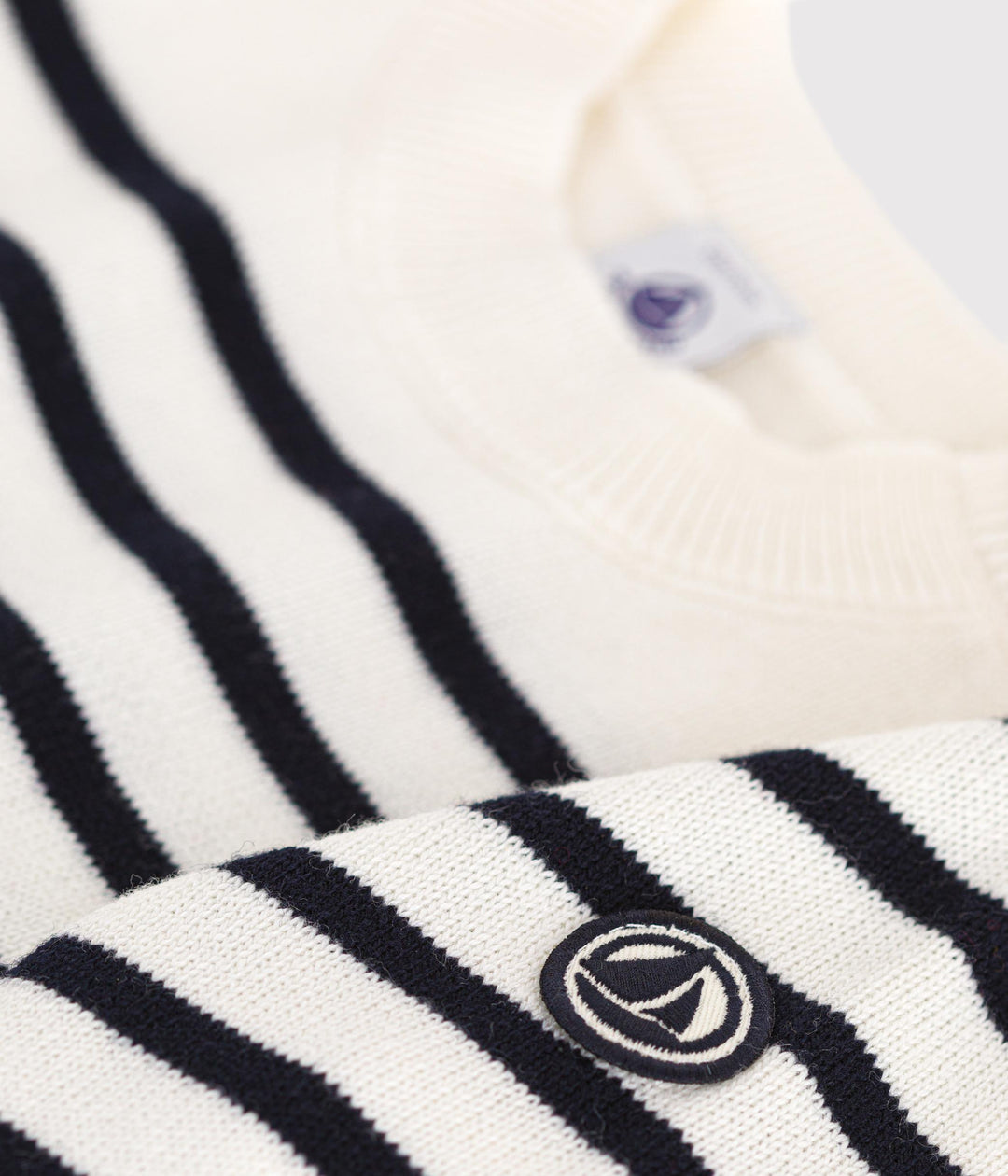 Pullover in maglia di lana e cotone a righe A0B3U 01 PETIT BATEAU 