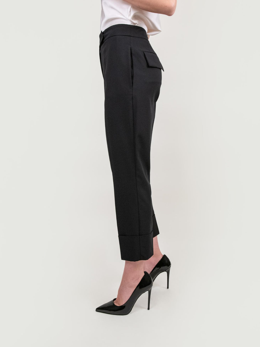 PANTALONE CON MAXI RISVOLTO IN TESSUTO NERO 313803 NERO ANDREA MORANDO 