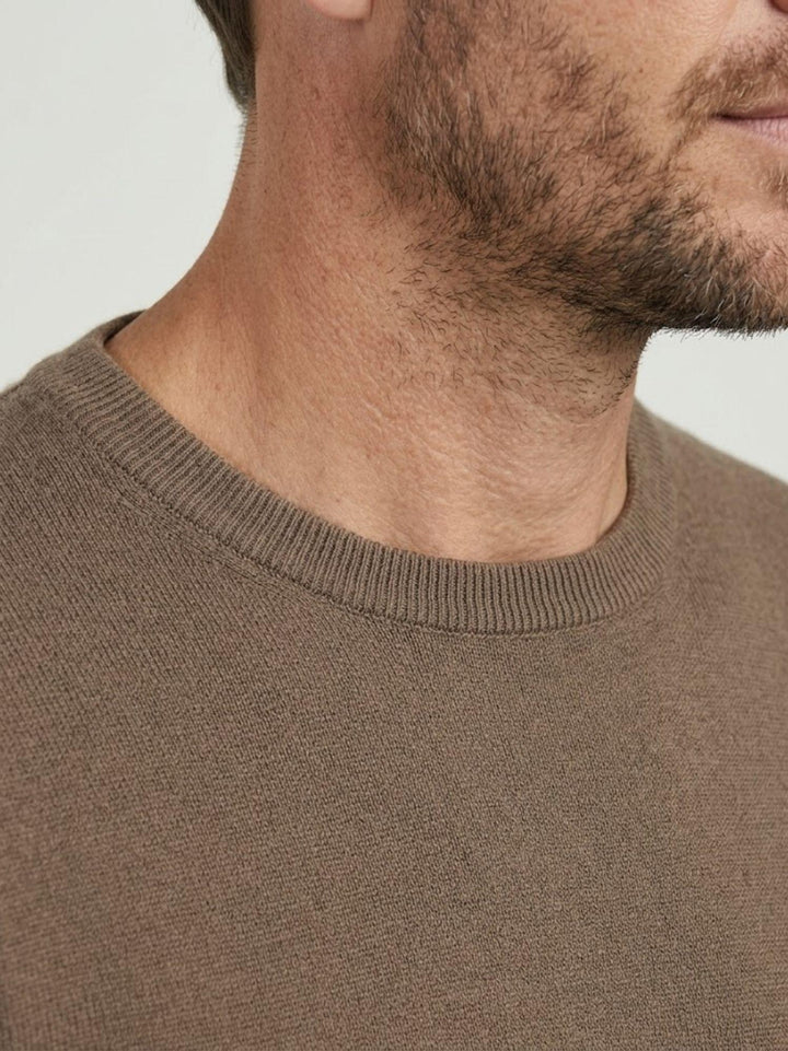 Maglia con scollo rotondo in cotone cacao 3700900 649 ANDREA MORANDO 