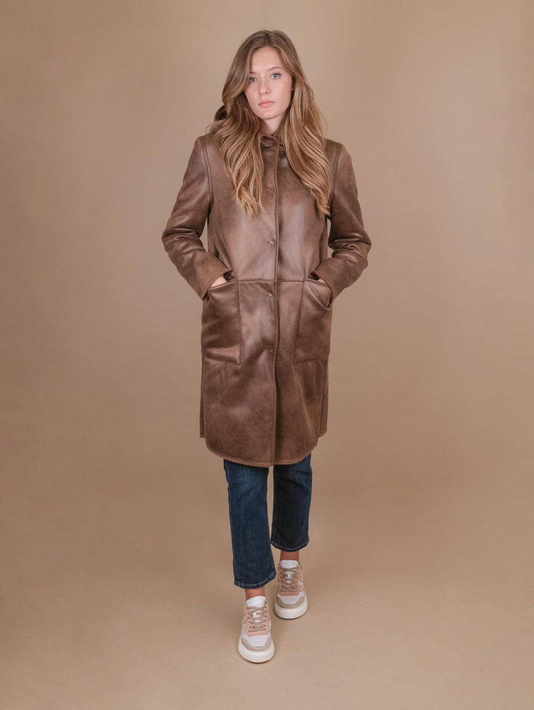 ECO-MONTONE REVERSIBILE  E ECO-PELLICCIA MARRONE B357CAMO 011 ANDREA MORANDO 