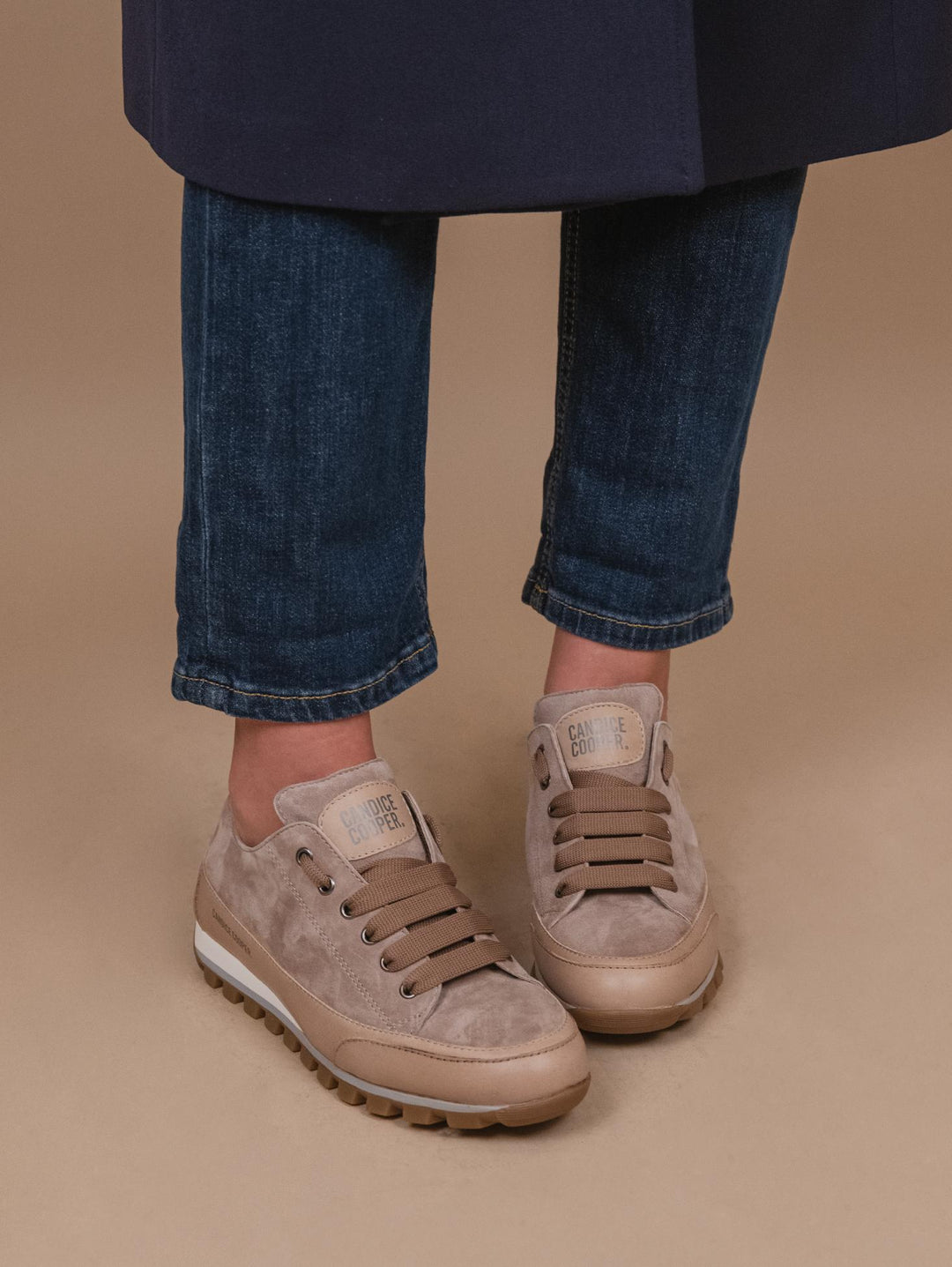 SNEAKER JANIS CHIC in camoscio TORTORA 2017965 021E54 CANDICE COOPER 