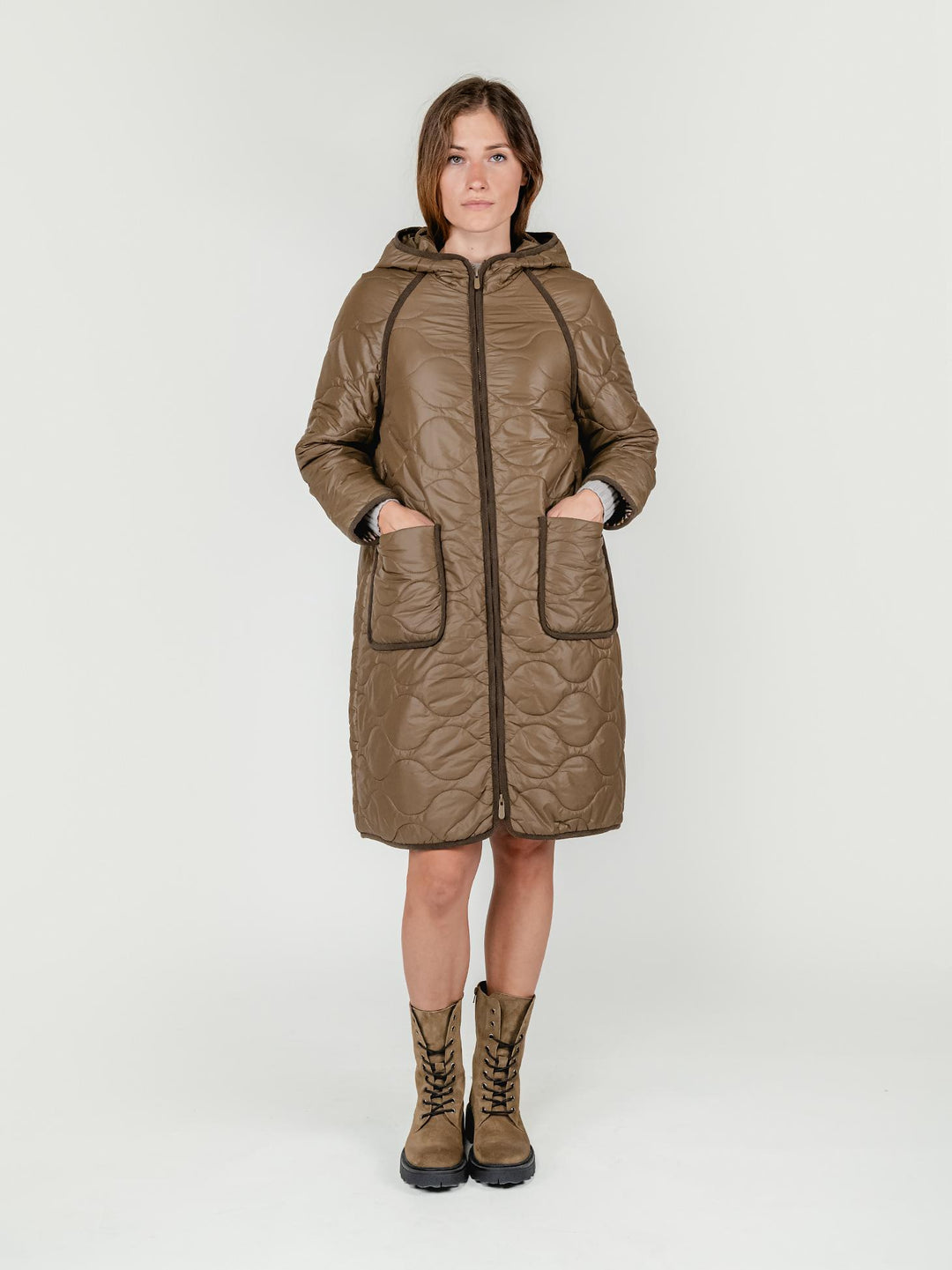 GIACCA A VENTO LUNGA IN NYLON KHAKI 565NIGO421 62 ANDREA MORANDO 