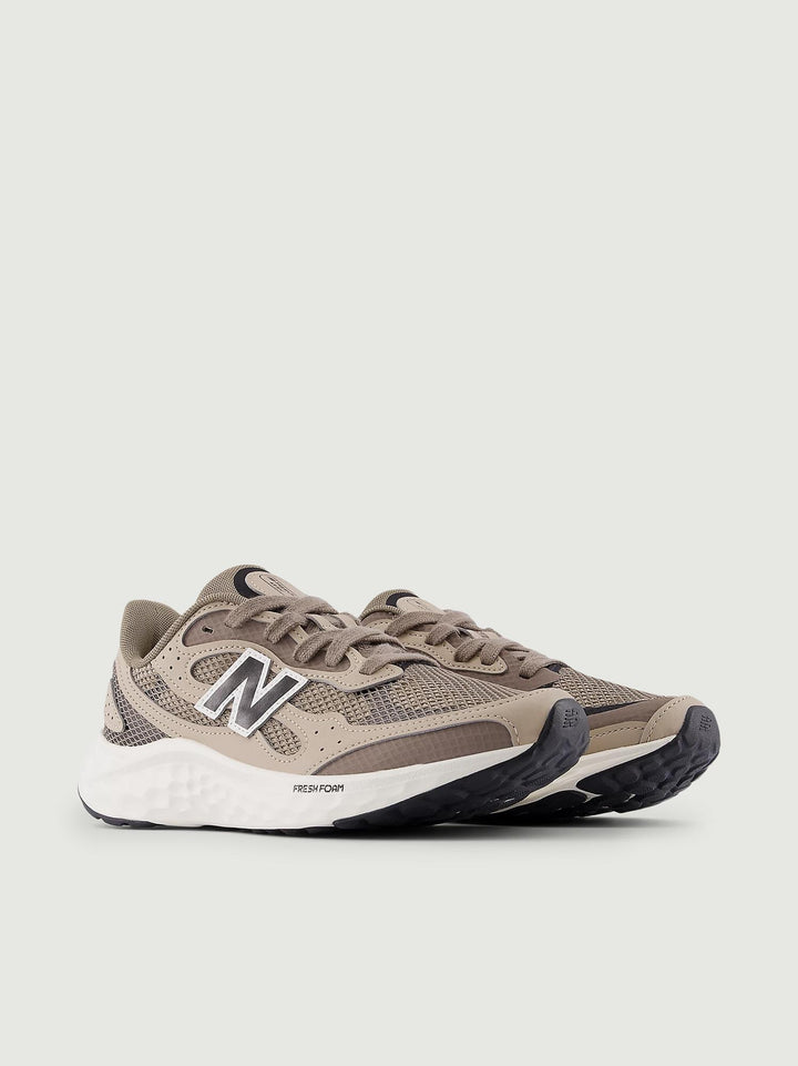 Sneaker Arishi V4 Moonbeam WARIS682 BB NEW BALANCE 