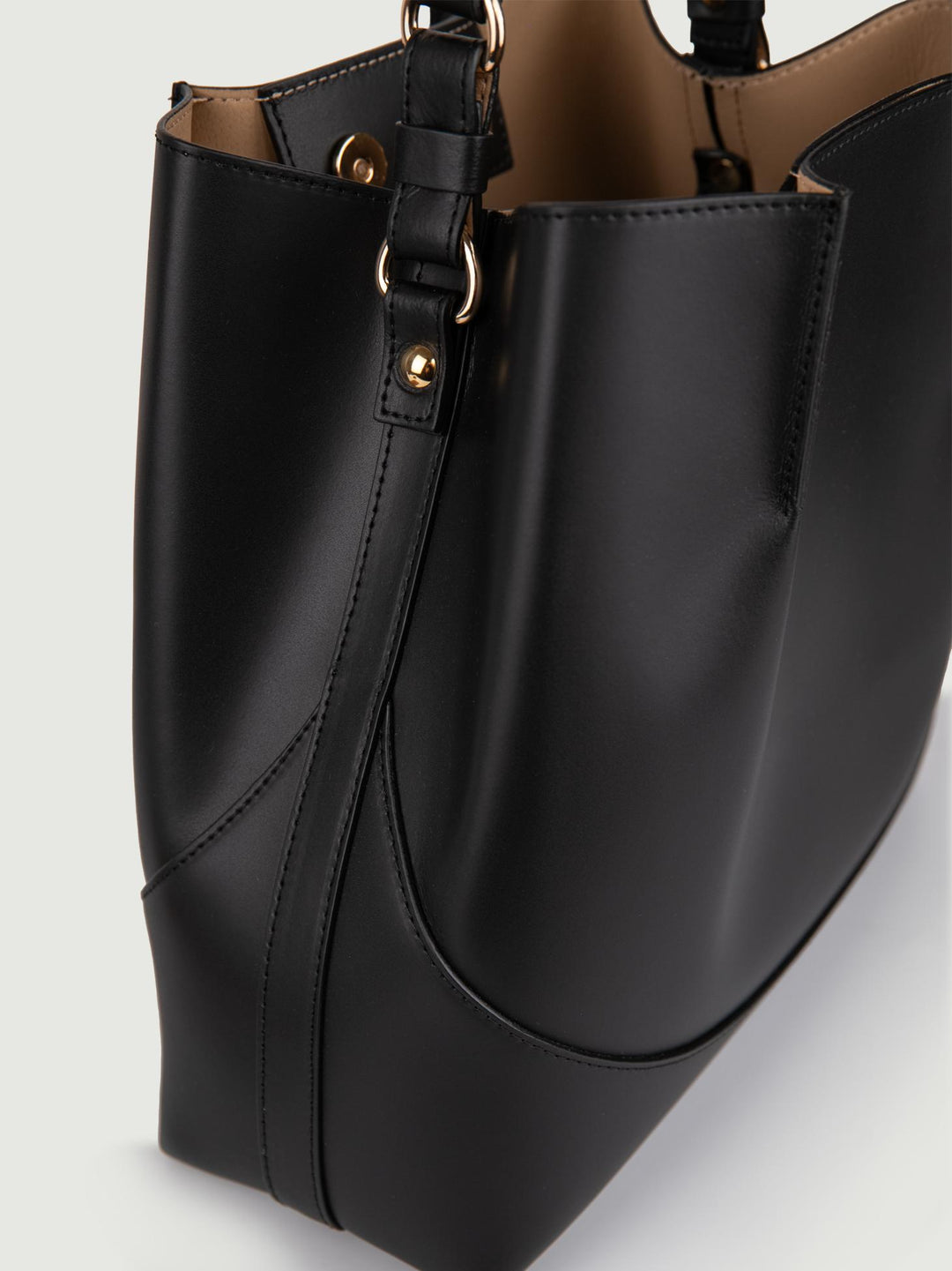 SECCHIELLO IN PELLE NERO 388 NERO GIANNI NOTARO 