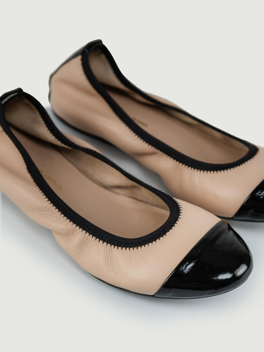 BALLERINA IN PELLE BICOLOR NUDE E NERO