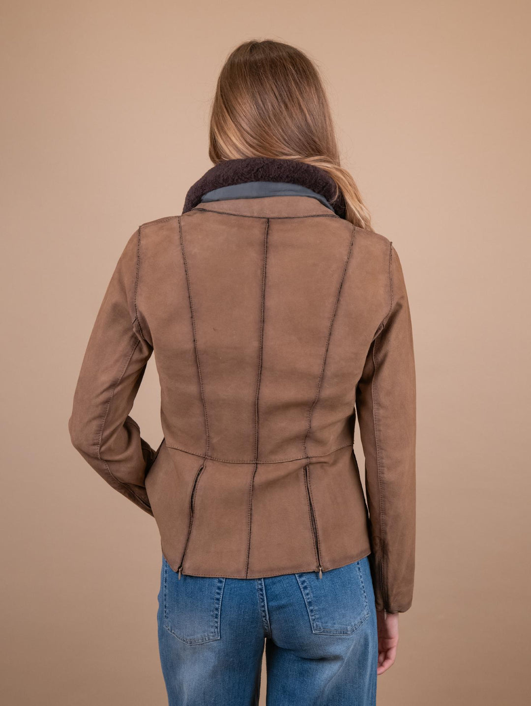 GIUBBOTTO IN CAMOSCIO CON ZIP E COLLO IN MONTONE TABACCO BET8 87 JACK LEATHER 