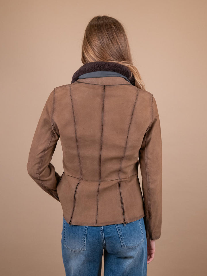 GIUBBOTTO IN CAMOSCIO CON ZIP E COLLO IN MONTONE TABACCO BET8 87 JACK LEATHER 