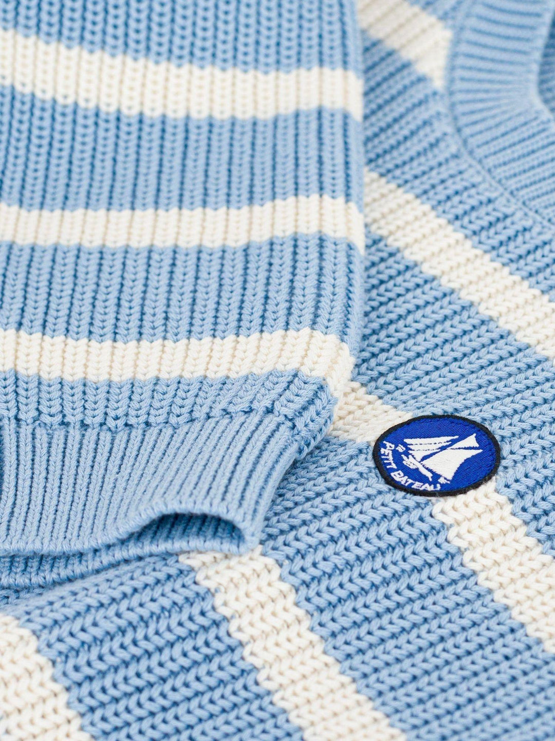 Maglioncino marinière in cotone azzurro A0F0D 01 PETIT BATEAU 
