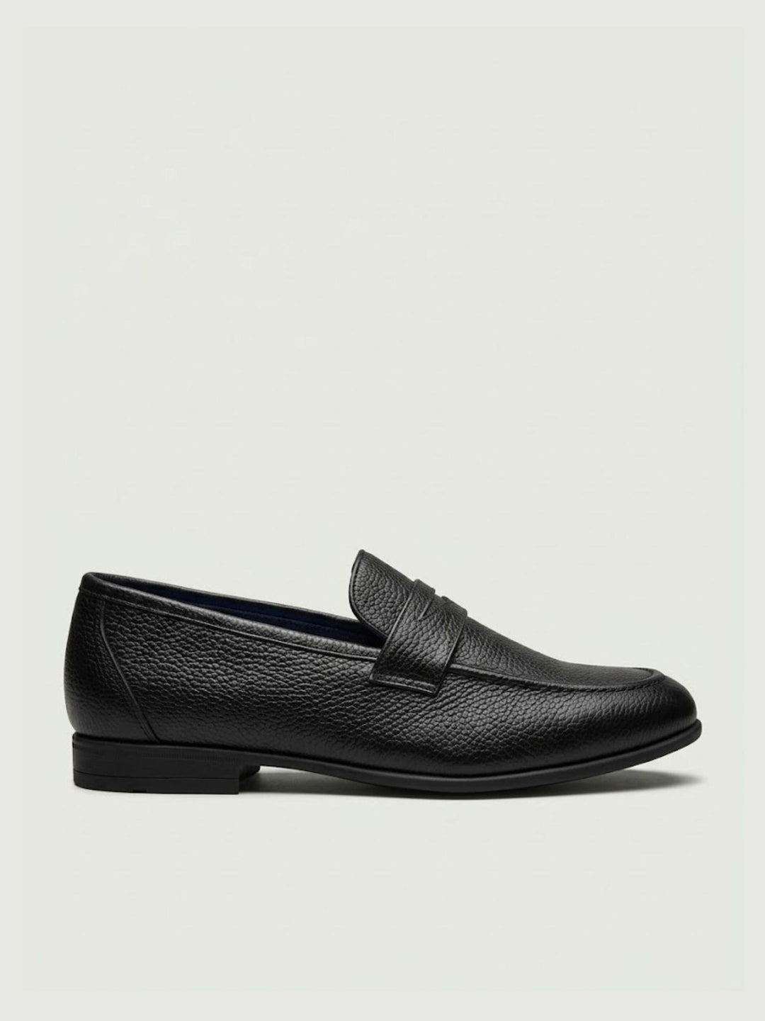 Mocassino penny in pelle martellata nera 2023 80 SAXONE 