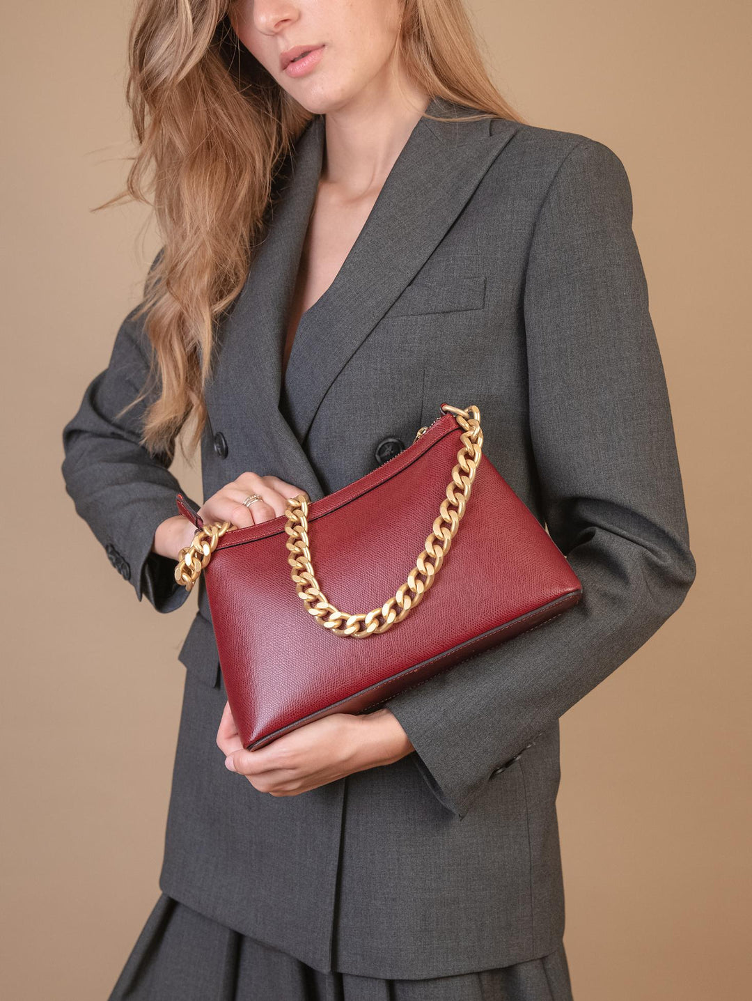 BORSA  QUEEN CON CATENA ORO  IN PELLE BORDEAUX QUEEN BORDEAUX BIMOR 