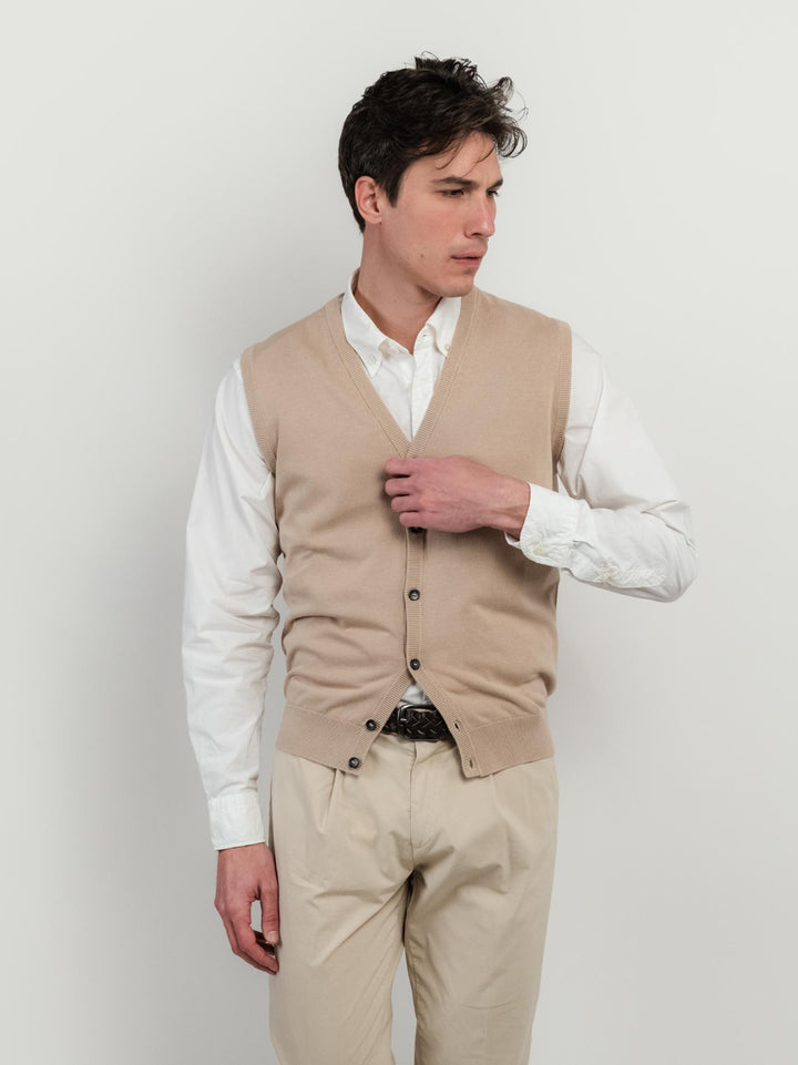 GILET IN COTONE RASATO COLOR SABBIA